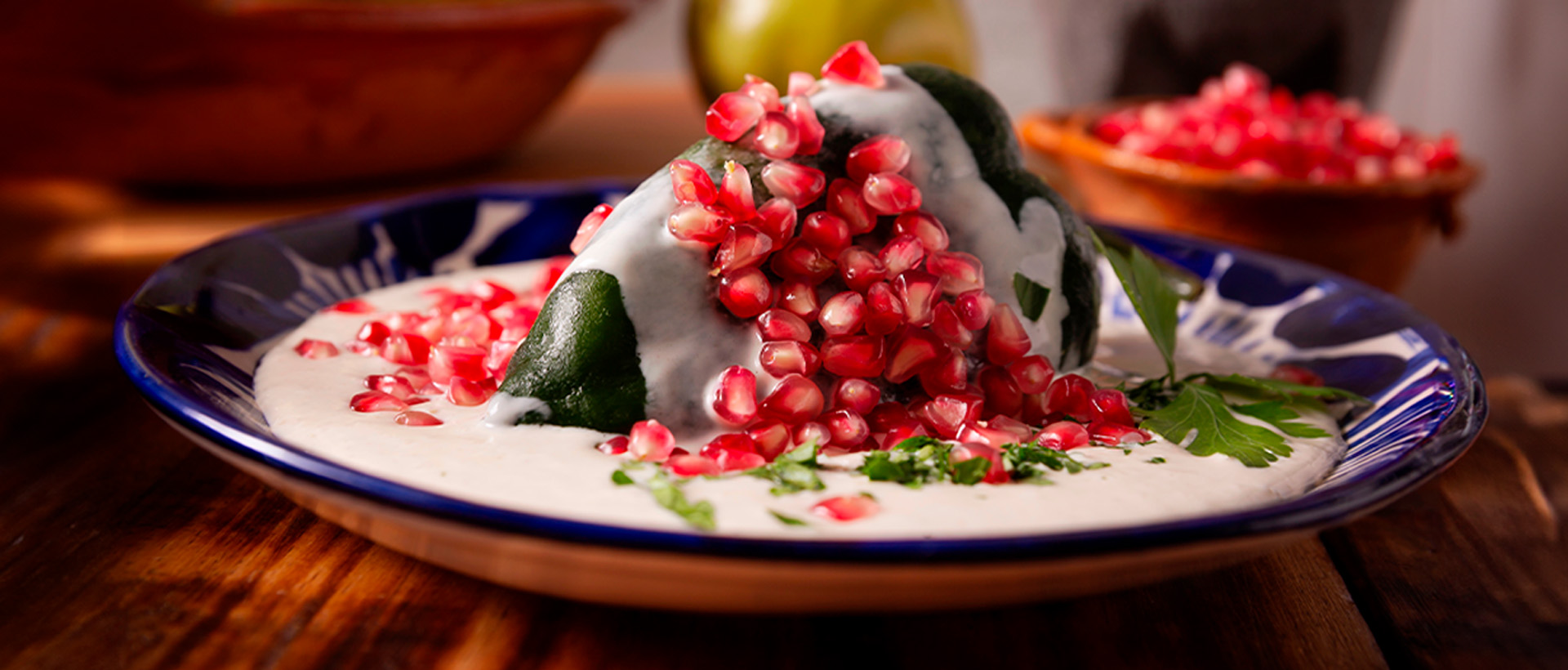 Chiles en nogada y fiestas mexicanas: tradición y sabor que unen a México