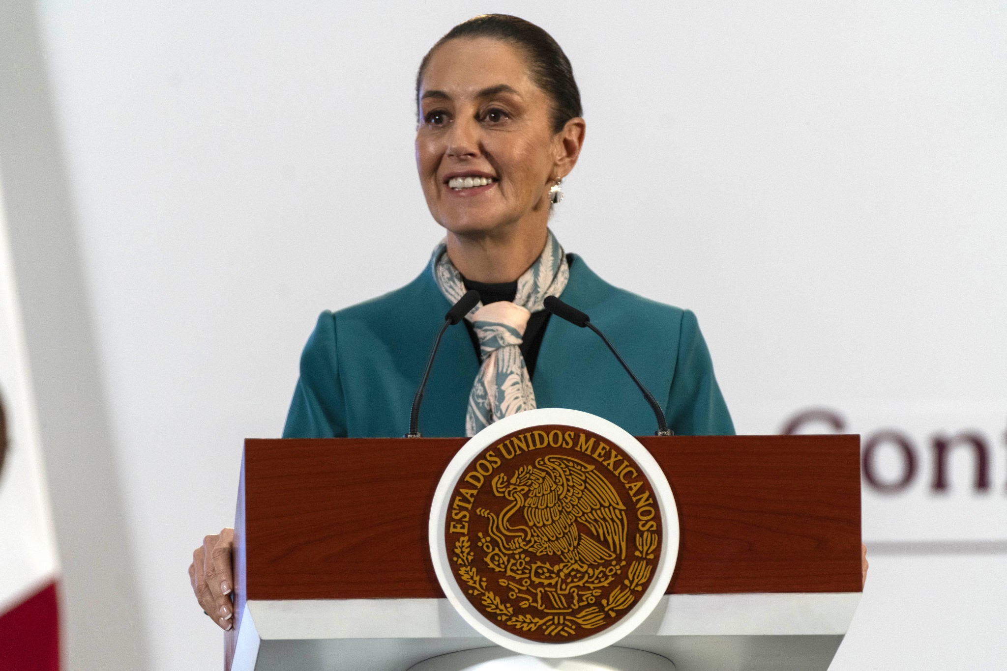 Aprueba 77% el desempeño de Claudia Sheinbaum