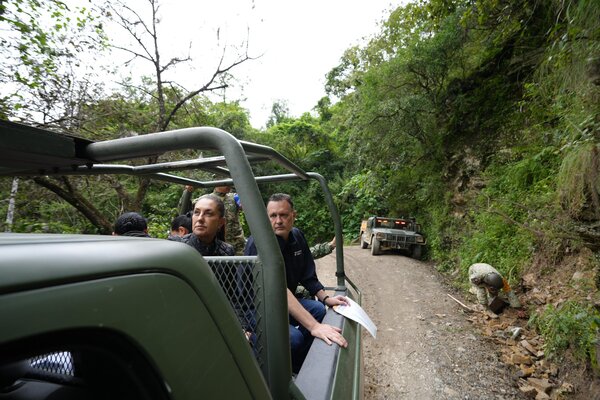 Claudia Sheinbaum supervisa labores y apertura de caminos de Querétaro