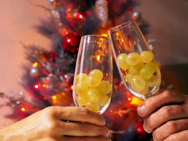 ¿Sabes el significado de las 12 uvas que te comiste a media noche?