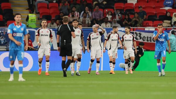 Cruz Azul cae ante Flamengo y se despide de la Copa Intercontiental 2025