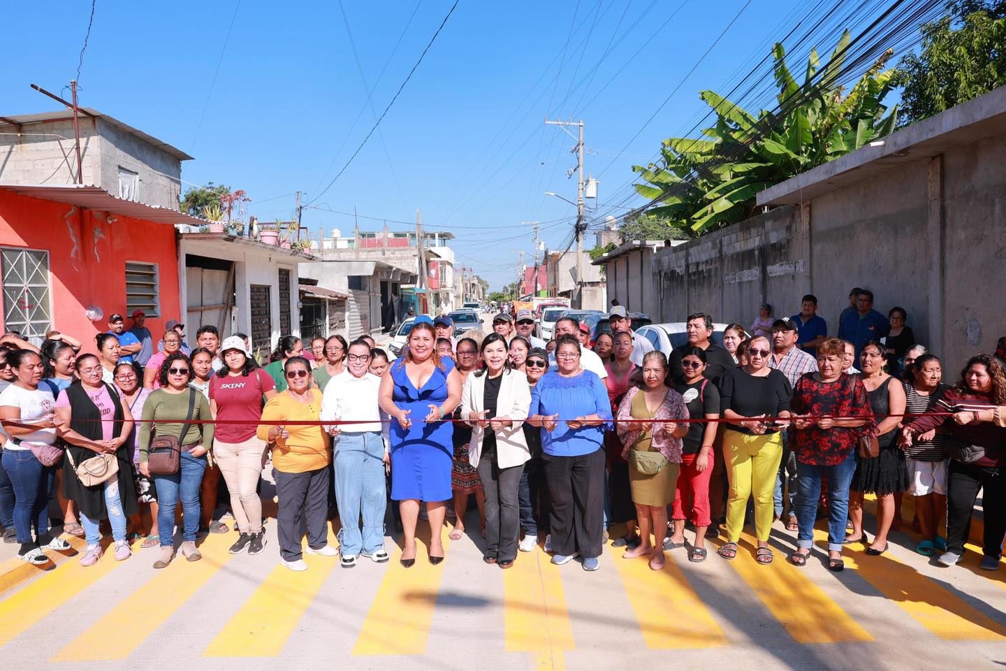 Inauguran pavimentación en Casa Blanca segunda sección