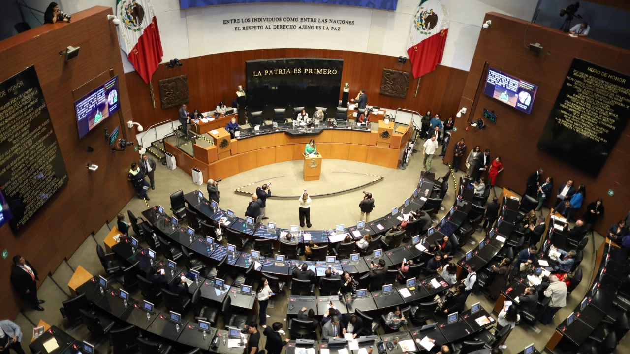 Senado avala jornada laboral de 40 horas semanales