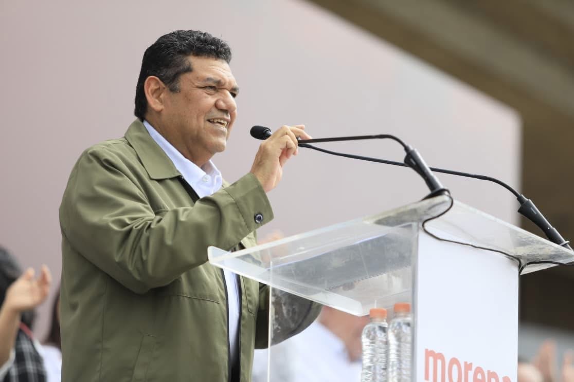 Javier May defiende la soberanía nacional