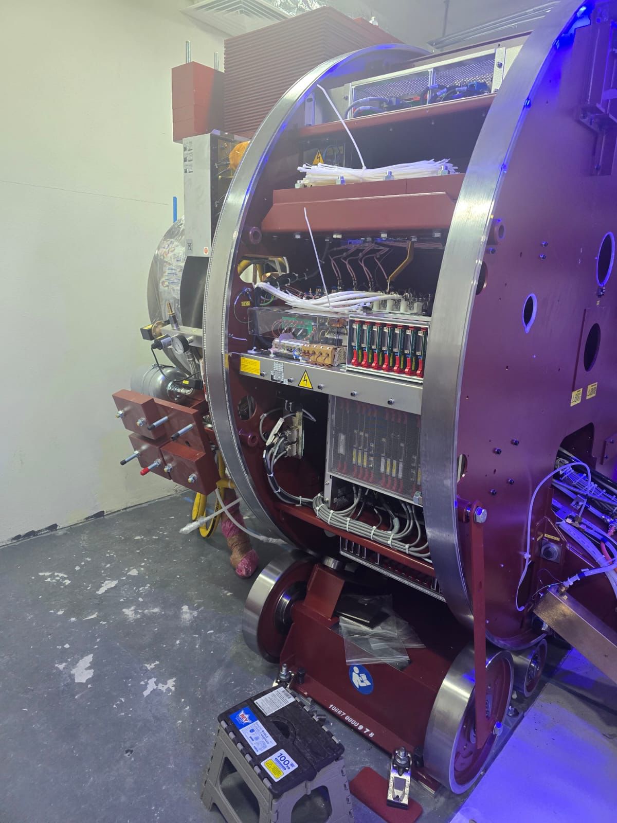 Modernizan equipo oncológico en el Juan Graham