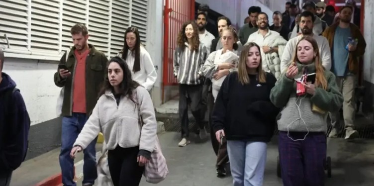SRE brinda apoyo a mexicanos varados en Medio Oriente