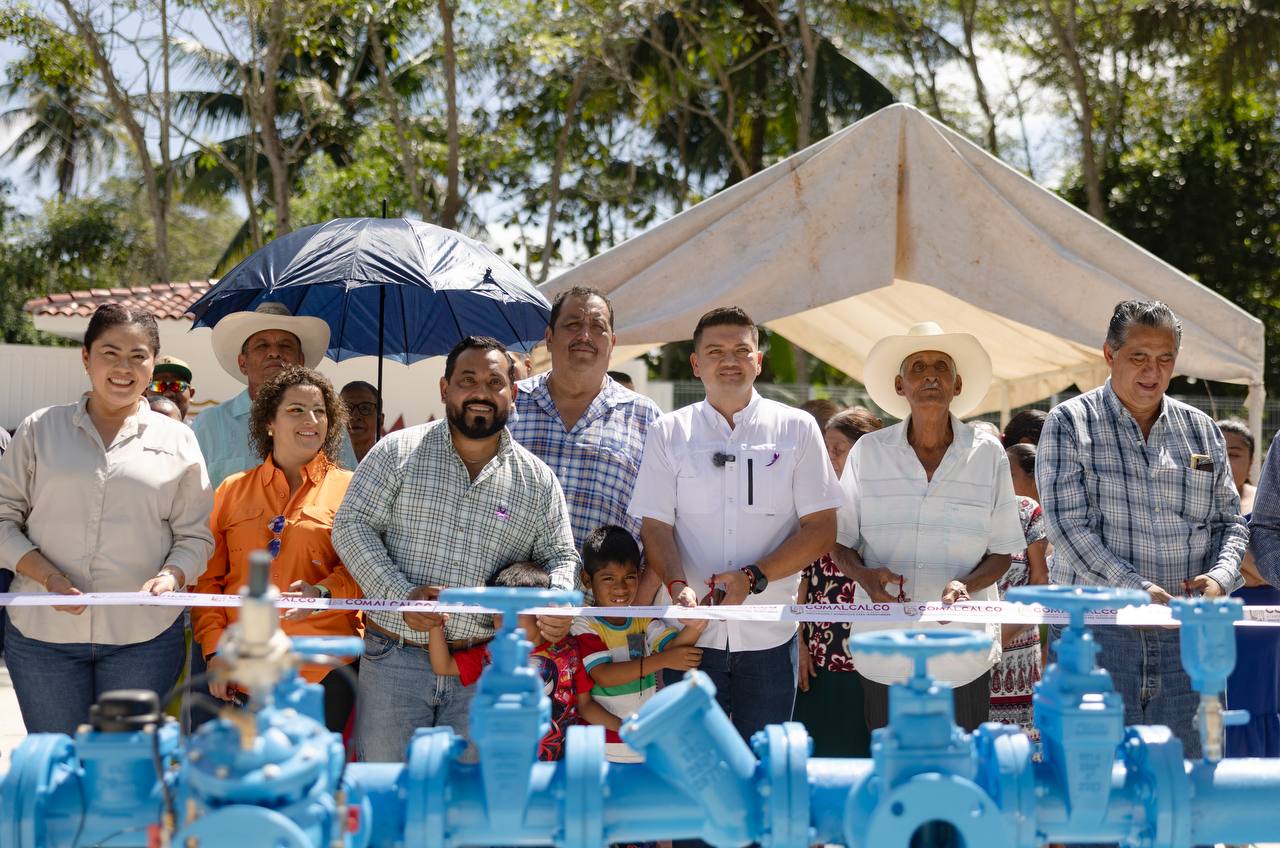 Inauguran pozo profundo y red de agua en comunidad de Comalcalco