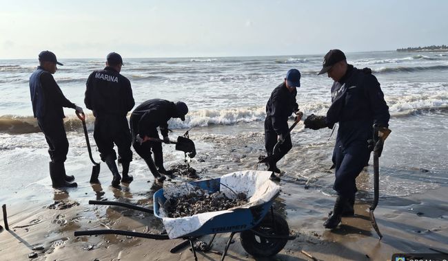 Gobierno de México refuerza acciones integrales ante presencia de hidrocarburos en costas del Golfo de México