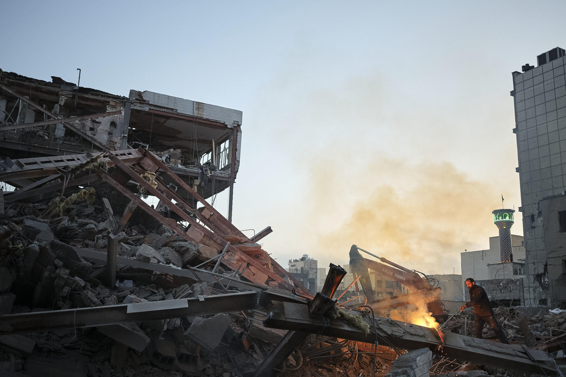 Media Luna Roja eleva a 787 la cifra de muertos en Irán por los ataques de EE.UU e Israel
