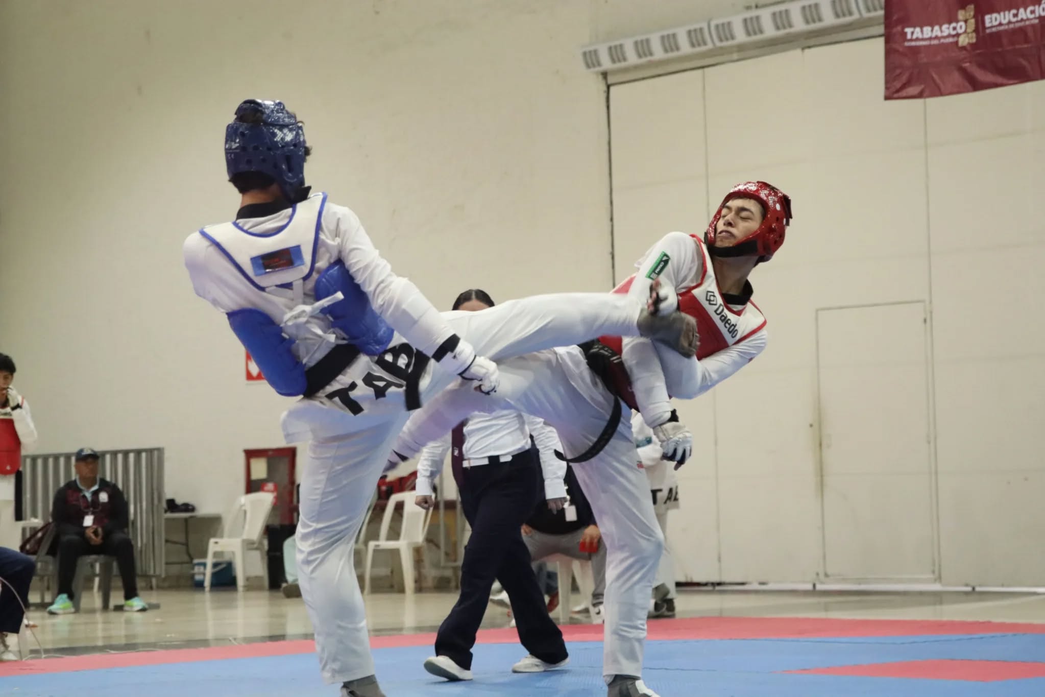 Tabasco clasifica a 52 taekwondoínes a la Olimpiada
