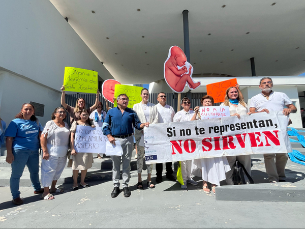 Rechazan colectivos reforma sobre aborto en el Congreso de Yucatán