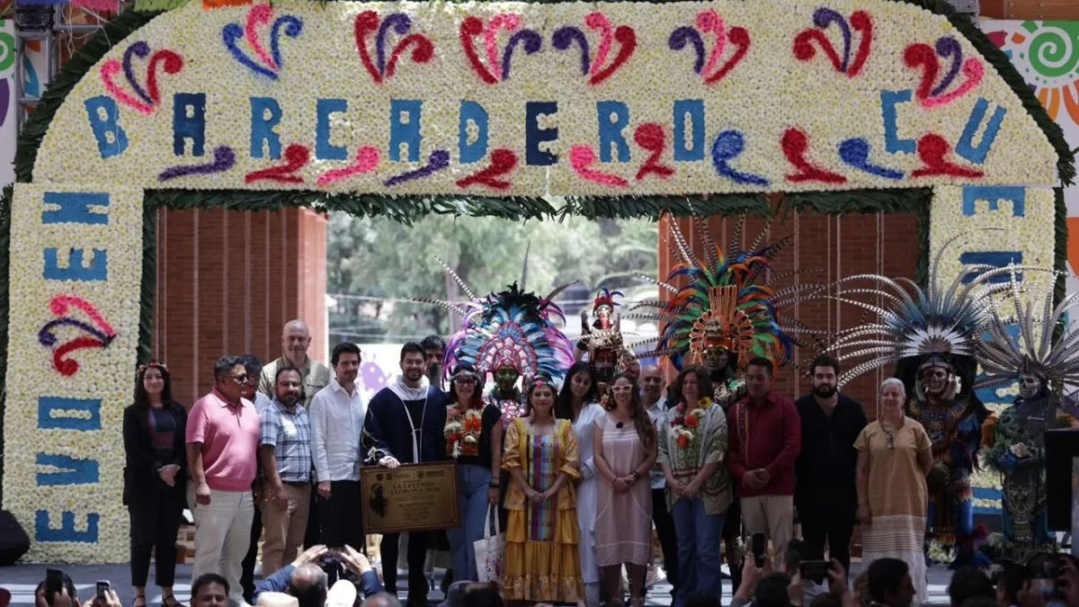 Brugada inaugura renovado embarcadero de Cuemanco, Xochimilco