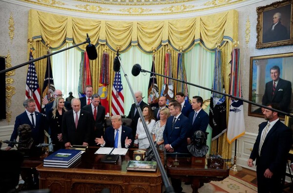 Trump advierte mayor presión en frontera mexicana