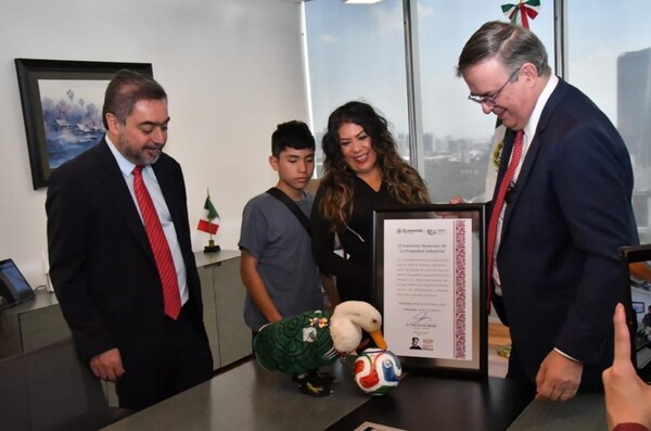 IMPI reconoce a la familia del Pato Merlín como dueña de la marca