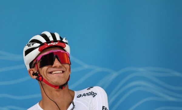 Isaac del Toro se consagra campeón en el Tour de Auvernia