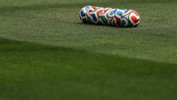 FIFA vende el césped de la final del Mundial 2026