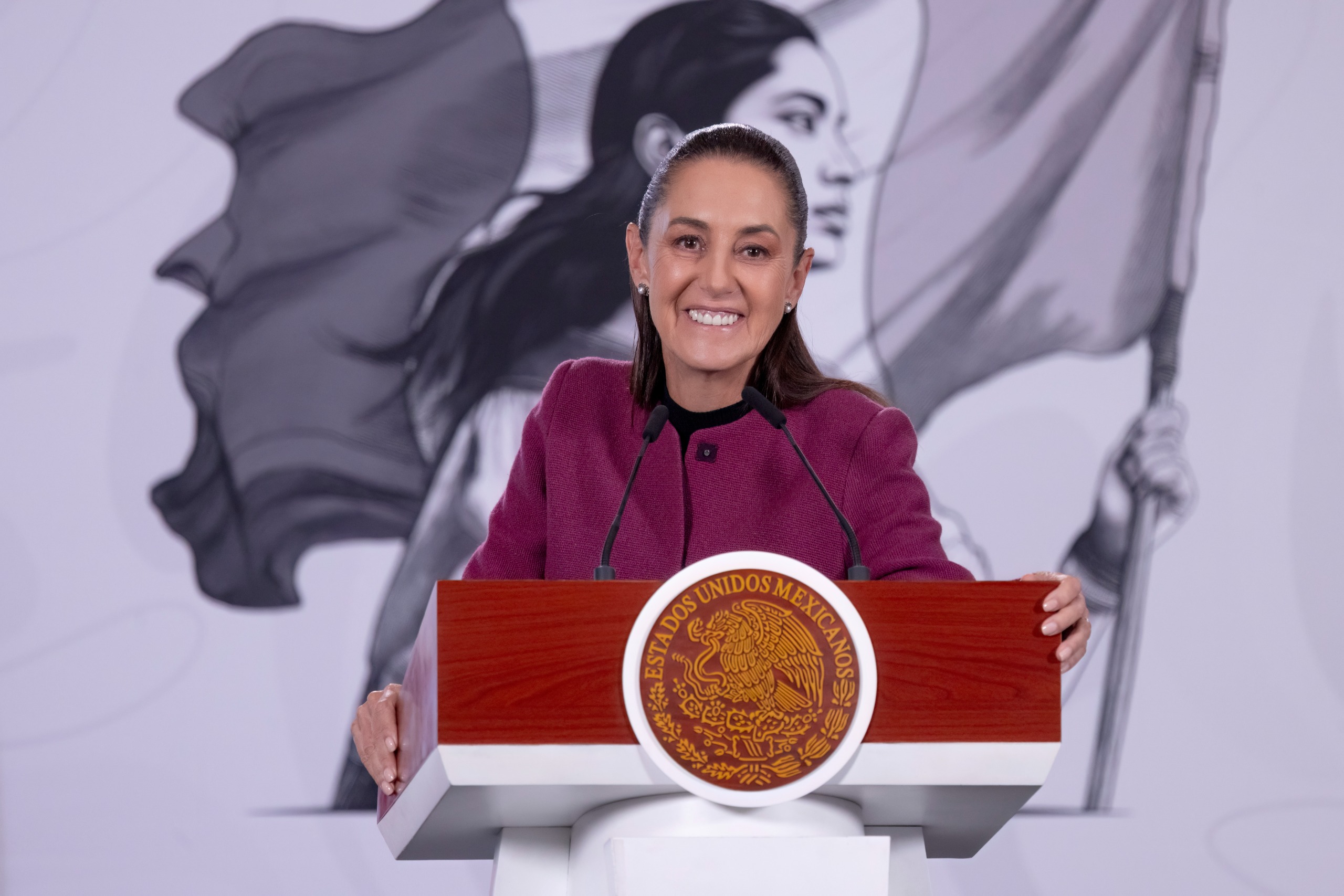 Sheinbaum llama a proteger a niñas, niños y adolescentes del uso excesivo de redes sociales