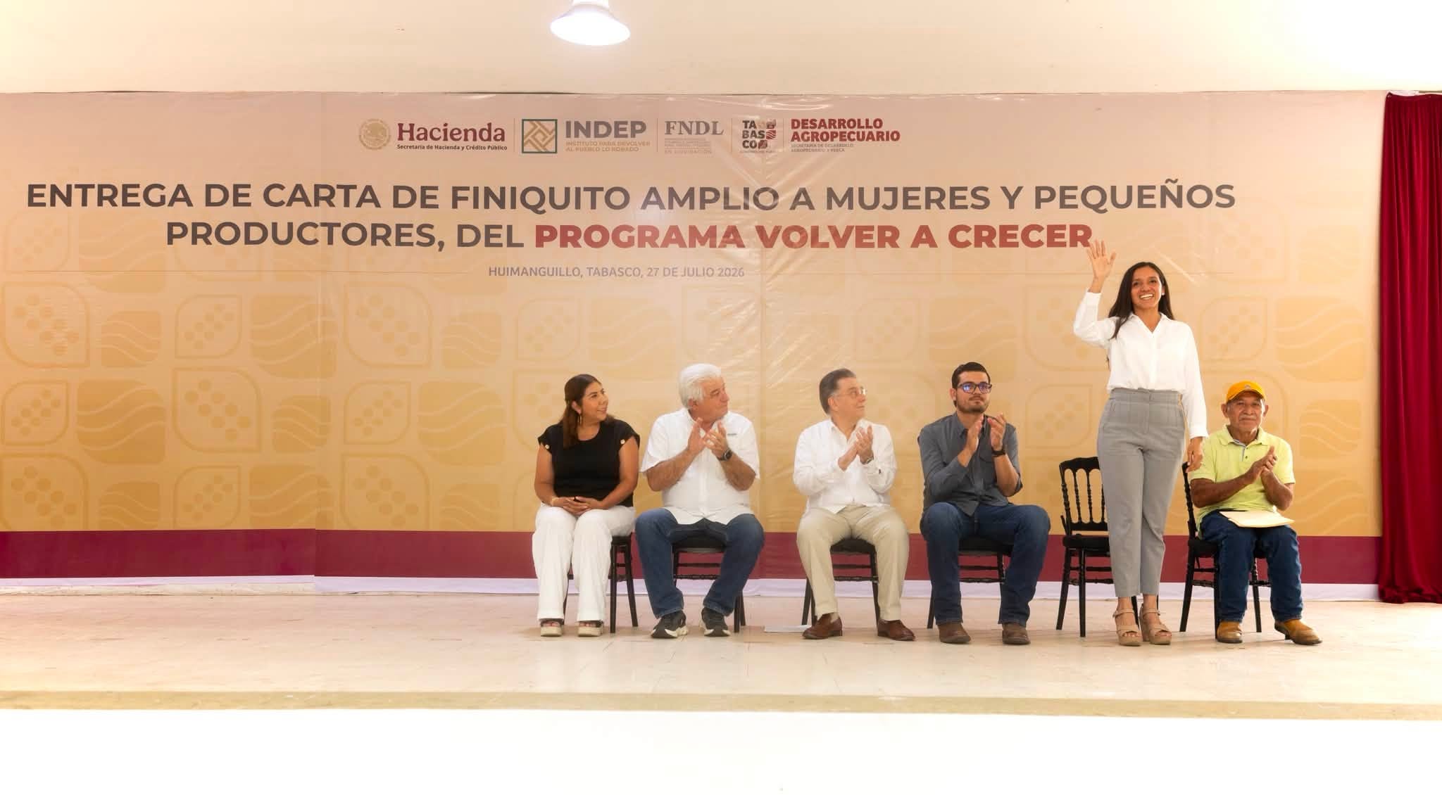 Entregan finiquitos y reestructuran créditos a productores de La Chontalpa