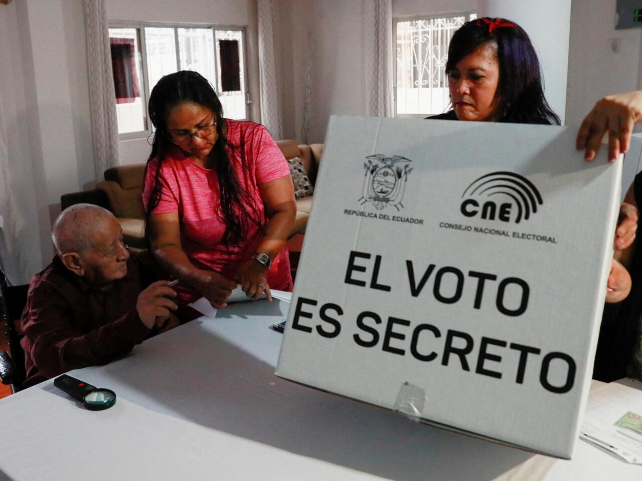 Consejo Nacional Electoral de Ecuador oficializa los comicios locales del 29 de noviembre