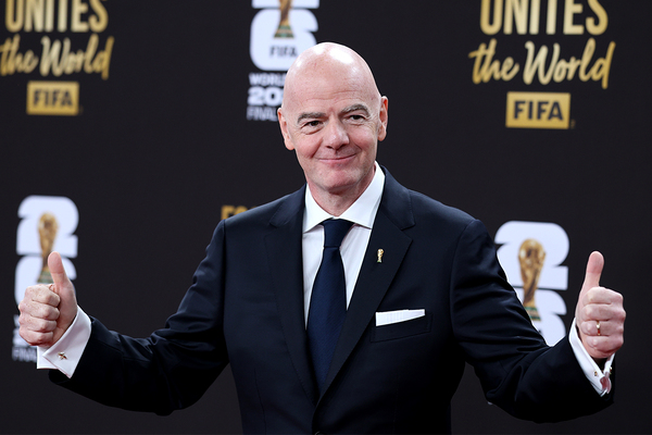 Confederaciones cuestionan liderazgo de Infantino