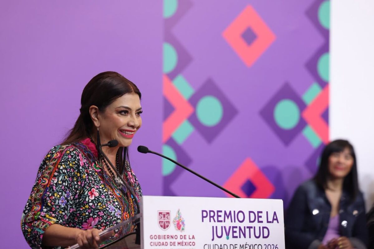 Brugada anuncia mil viviendas en renta para jóvenes