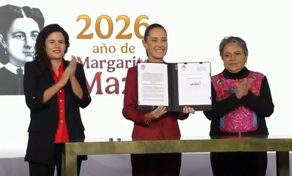 Sheinbaum firma decreto para fortalecer la transparencia en el Gobierno de México