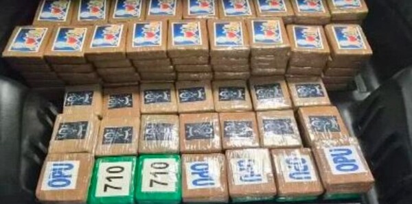 Aseguran 217 kilos de cocaína ocultos en camioneta sobre la México-Cuernavaca