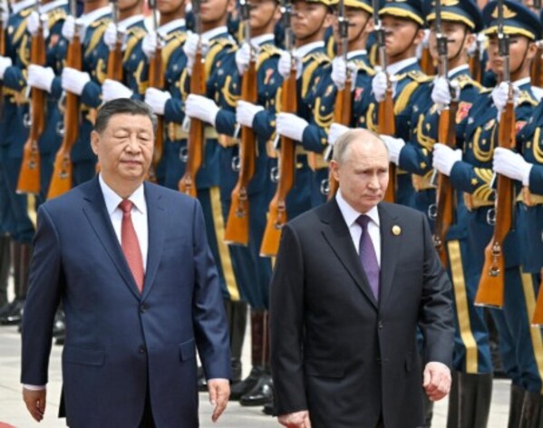 Director del FBI revela cooperación con China y Rusia contra el crimen transnacional