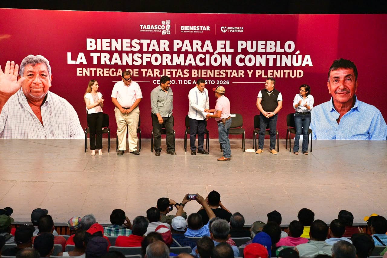 Entregan tarjetas de “Bienestar y Plenitud” a adultos mayores
