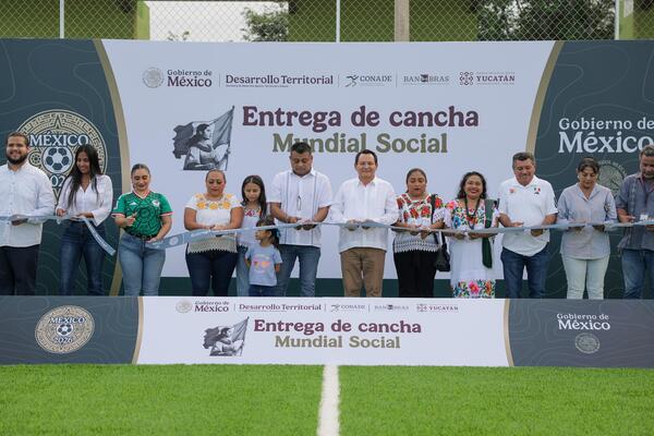 Yucatán estrena canchas en cuatro municipios