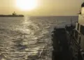 Irán permite paso de petroleros iraquíes por Ormuz