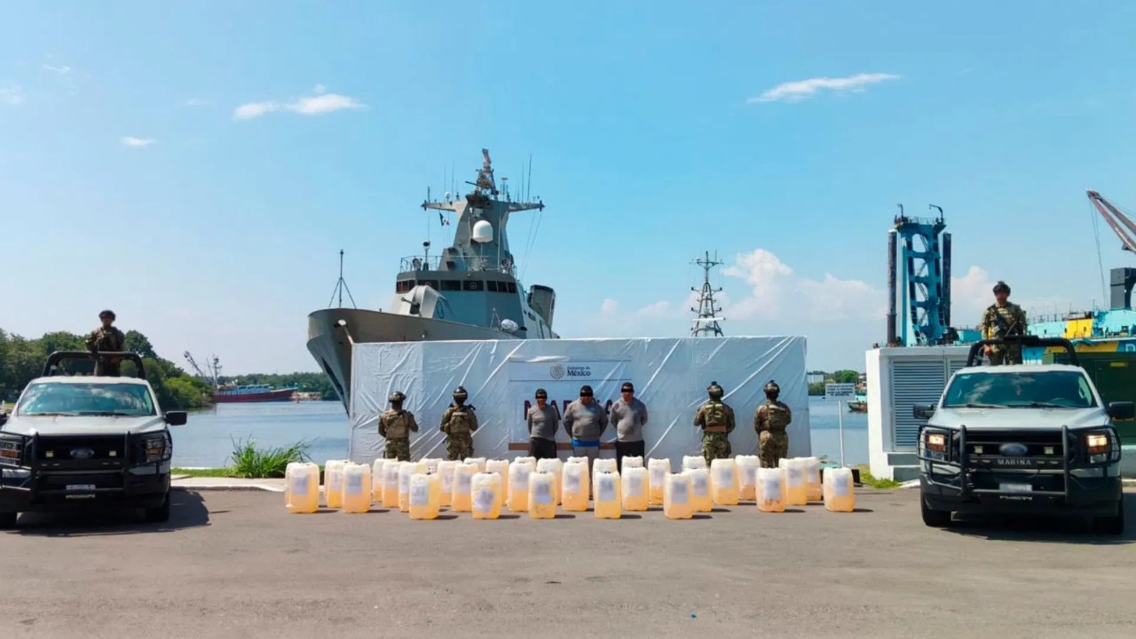 Marina asegura 4.4 toneladas de cocaína en costas de Oaxaca y Chiapas
