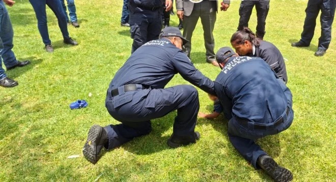 Policía aplica RCP y salva a niño de 3 años que cayó a un lago en Edomex