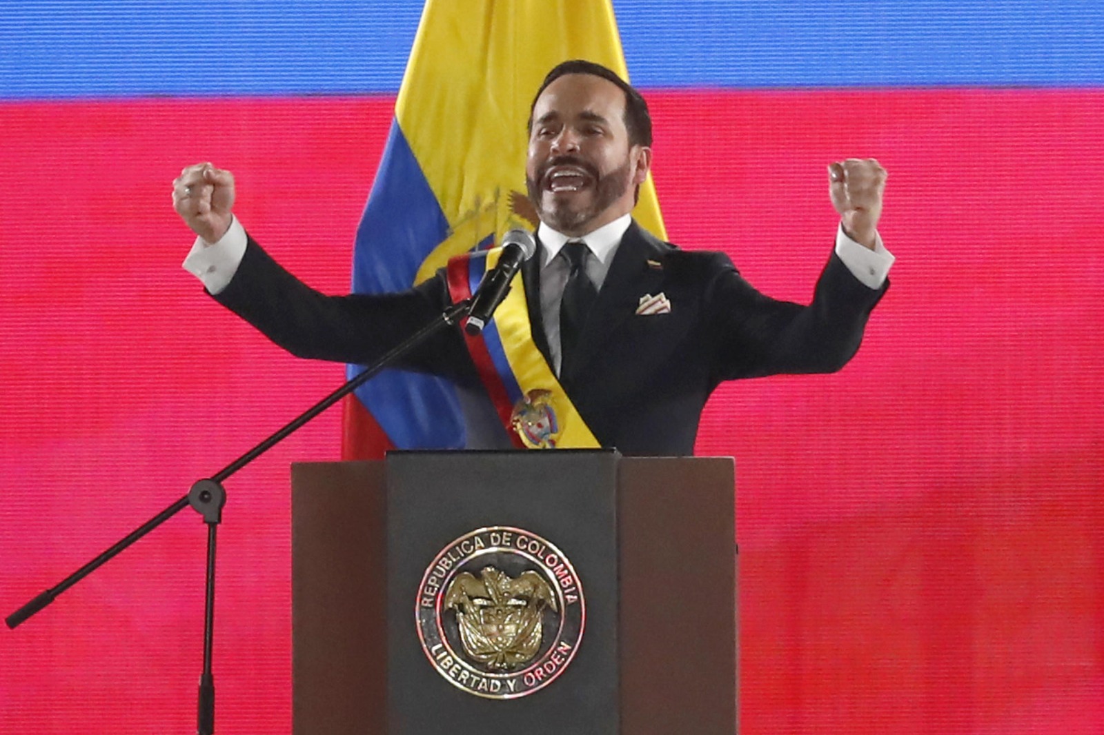 Nuevo Gobierno de Colombia discute primeras medidas de seguridad enfocadas en el conflicto