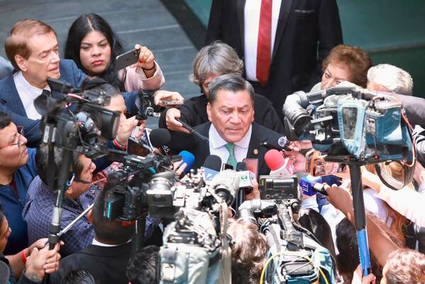 Óscar Cantón agradece respaldo para presidir el Senado