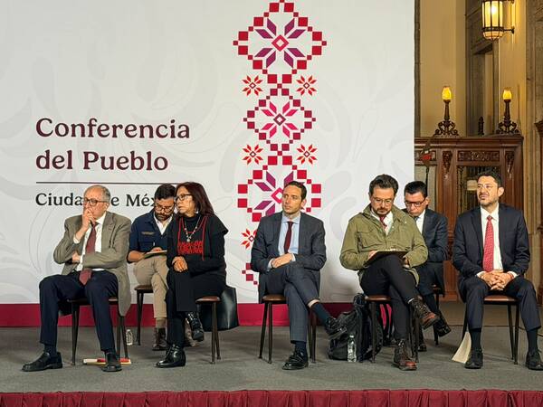 México ampliará la atención primaria: 12,750 consultorios, 6,567 Farmacias del Bienestar y 40 millones de consultas más
