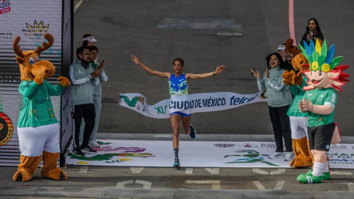 Cristhian Pacheco conquista el Maratón de la Ciudad de México
