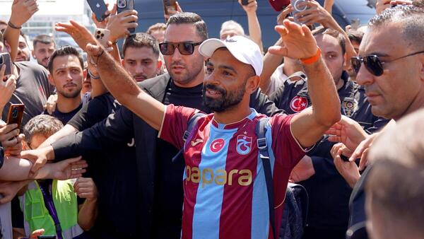 Salah inicia una nueva etapa con el Trabzonspor