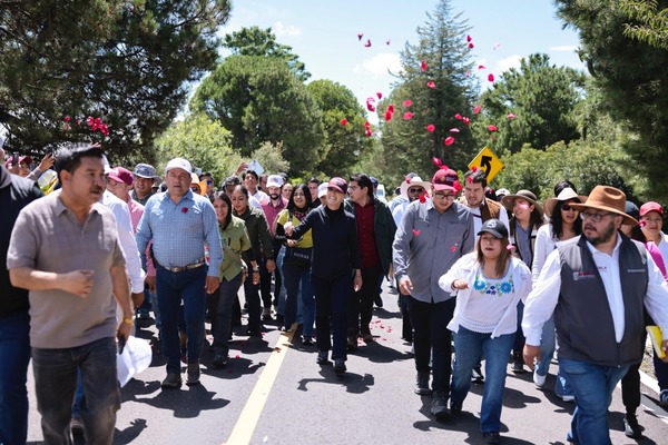 Sheinbaum supervisa obras y programas en Puebla y Edomex