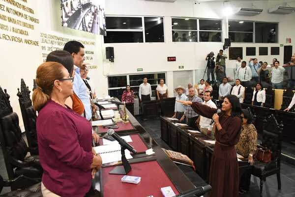Claudia Vélez asume presidencia del Congreso de Tabasco
