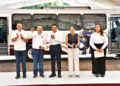 Estrenan transporte más de 5 mil universitarios