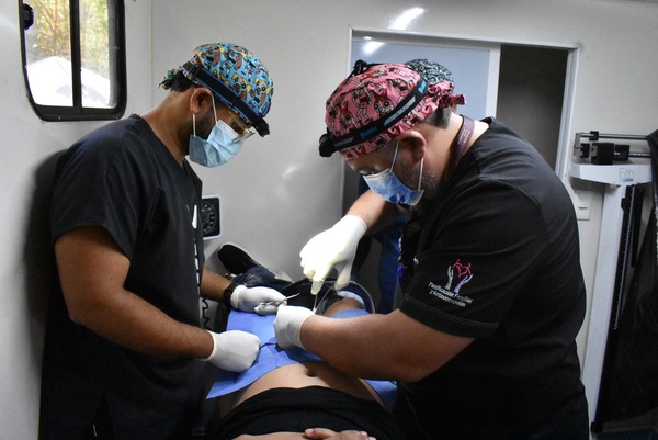 Jornada de vasectomía beneficia a 14 hombres en Centro