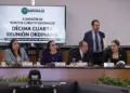 Avanza reforma contra doble nacionalidad para cargos ejecutivos
