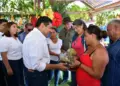 Javier May: “Nos casamos con el pueblo y aquí seguiremos”