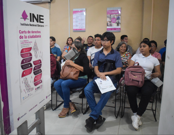 Más de 107 mil credenciales del INE vencerán en Yucatán