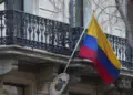 Colombia enfrenta alerta del FMI por creciente deuda pública