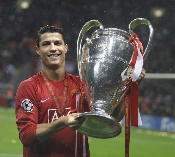 Cristiano Ronaldo gana votación histórica del mejor Balón de Oro de Todos los Tiempos