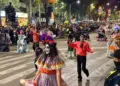 Catrinas llenan de tradición las calles de la  CDMX